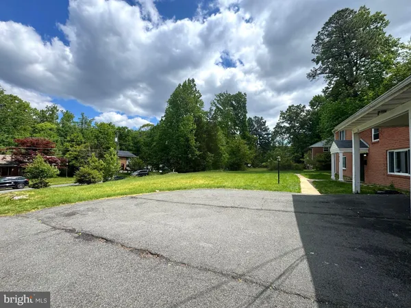 $3,900 | 7815 Rebel Drive, Annandale, VA 22003