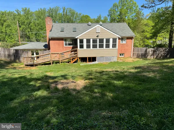 $3,900 | 7815 Rebel Drive, Annandale, VA 22003