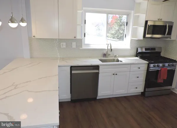 $3,900 | 7815 Rebel Drive, Annandale, VA 22003