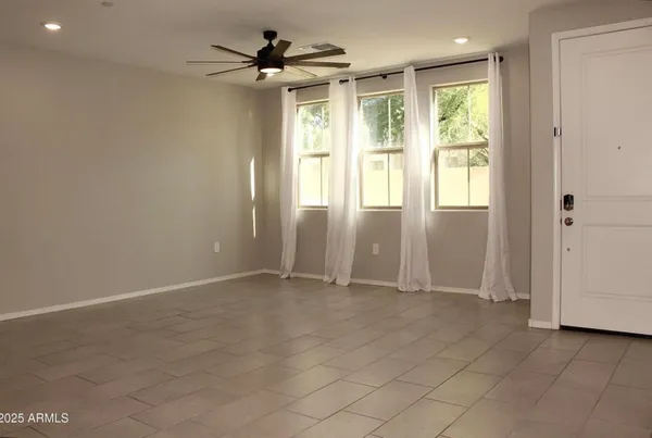 $2,500 | 2625 South Peppertree Drive, Unit 104, Gilbert, AZ 85295