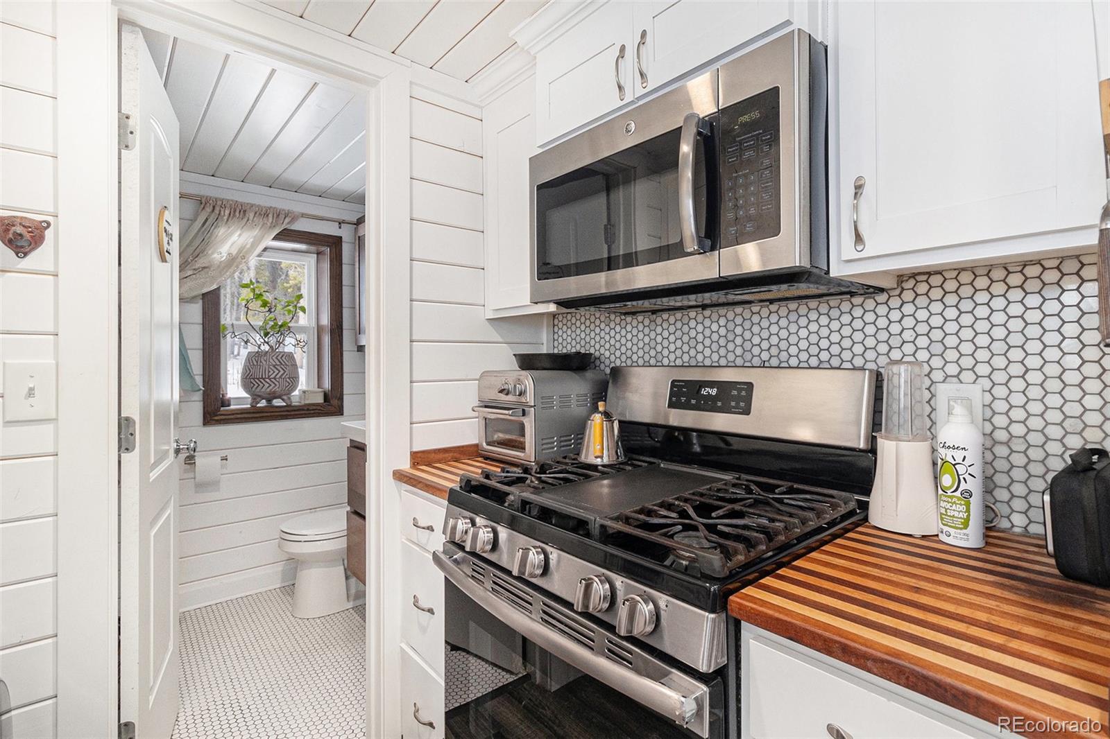 95 Tschaikovsky Road Black Hawk, CO 80422 - Photo 11 of 33