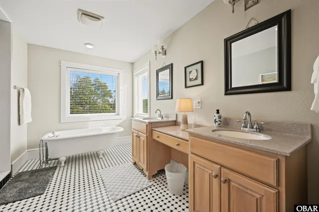 $1,089,000 | 101 Ruddy Duck Lane, Duck, NC 27949