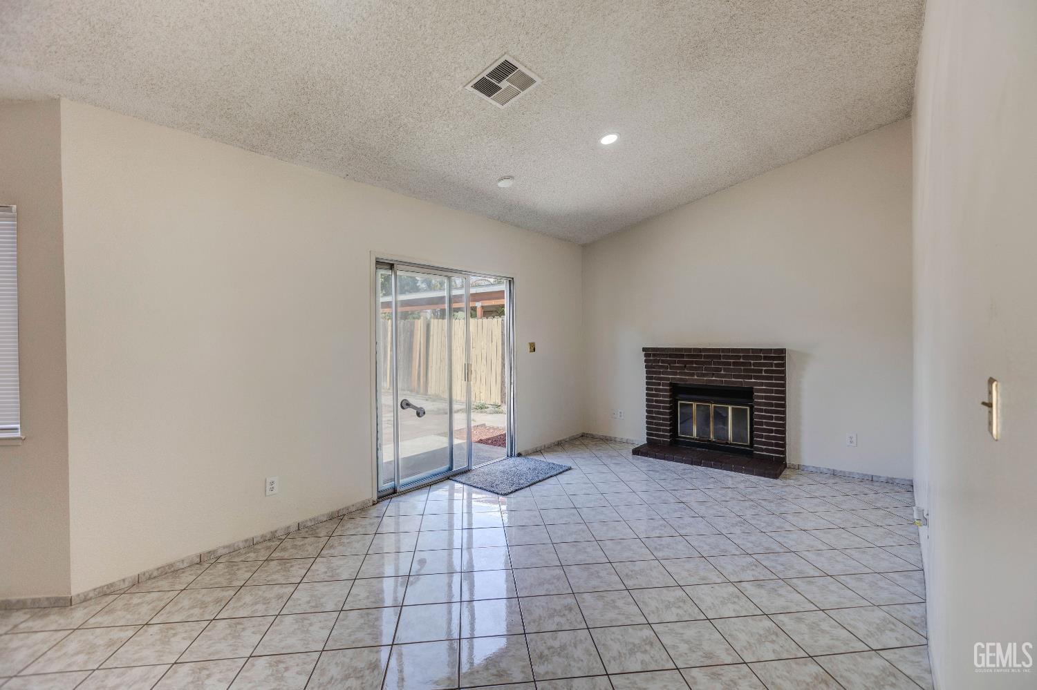 Undisclosed Address Bakersfield, CA 93307 - Photo 5 of 20