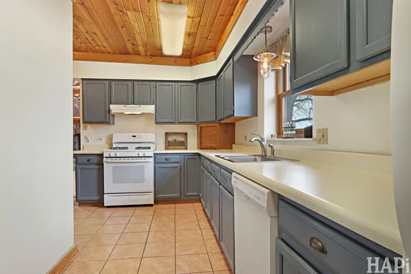 $594,900 | 707 Quinn Road, McHenry, IL 60051