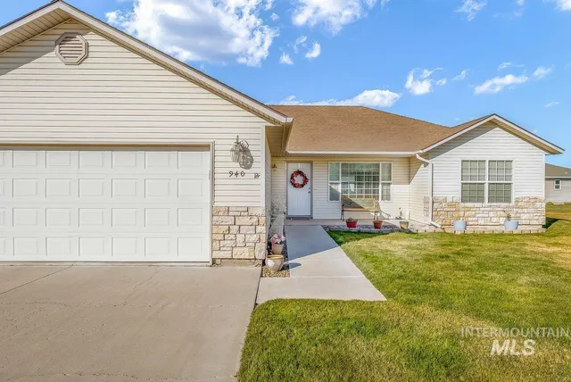 $335,000 | 940 Milner Street, Buhl, ID 83316