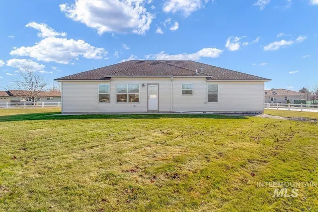 $335,000 | 940 Milner Street, Buhl, ID 83316