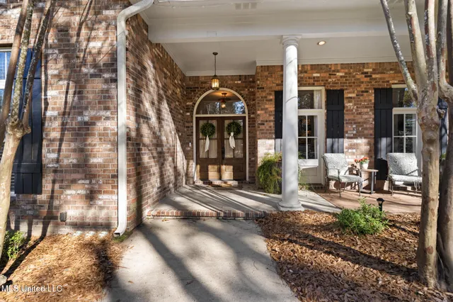 $615,000 | 318 40th Place, Hattiesburg, MS 39402