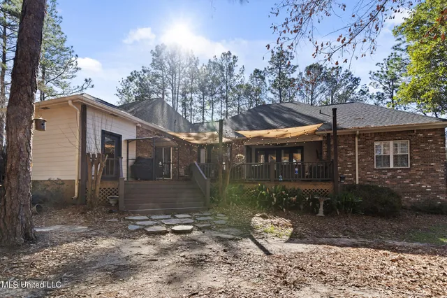 $615,000 | 318 40th Place, Hattiesburg, MS 39402