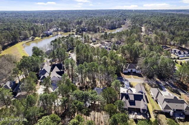 $615,000 | 318 40th Place, Hattiesburg, MS 39402