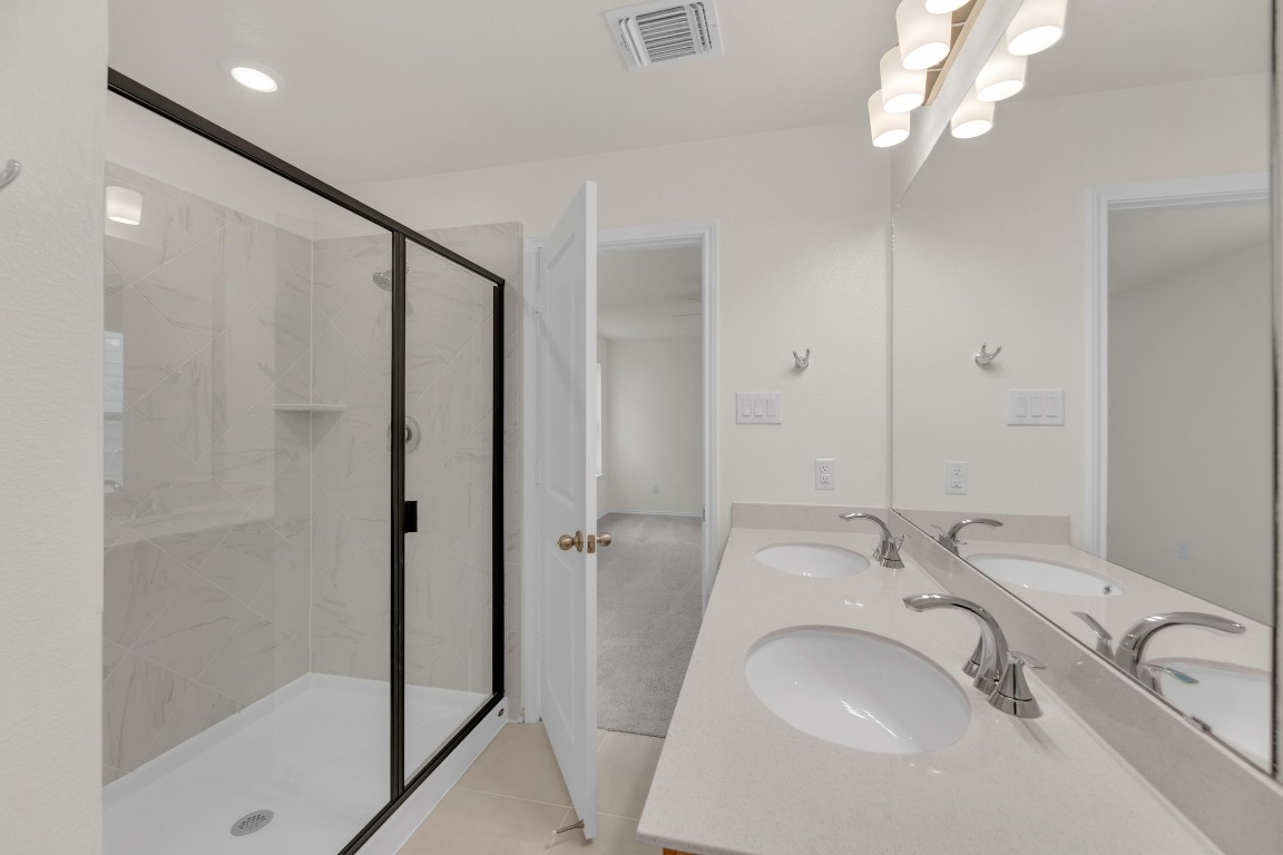 200 Colonel McNally Cove Jarrell, TX 76537 - Photo 19 of 40