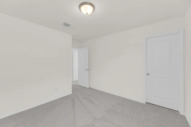 $316,340 | 200 Colonel McNally Cove, Jarrell, TX 76537