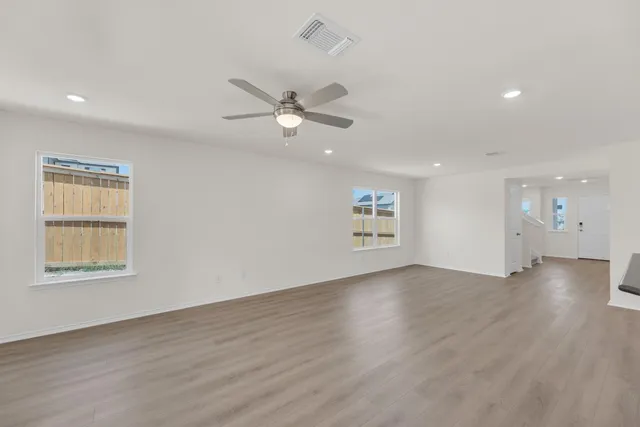 $316,340 | 200 Colonel McNally Cove, Jarrell, TX 76537