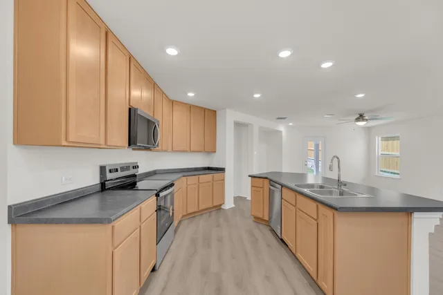 $316,340 | 200 Colonel McNally Cove, Jarrell, TX 76537