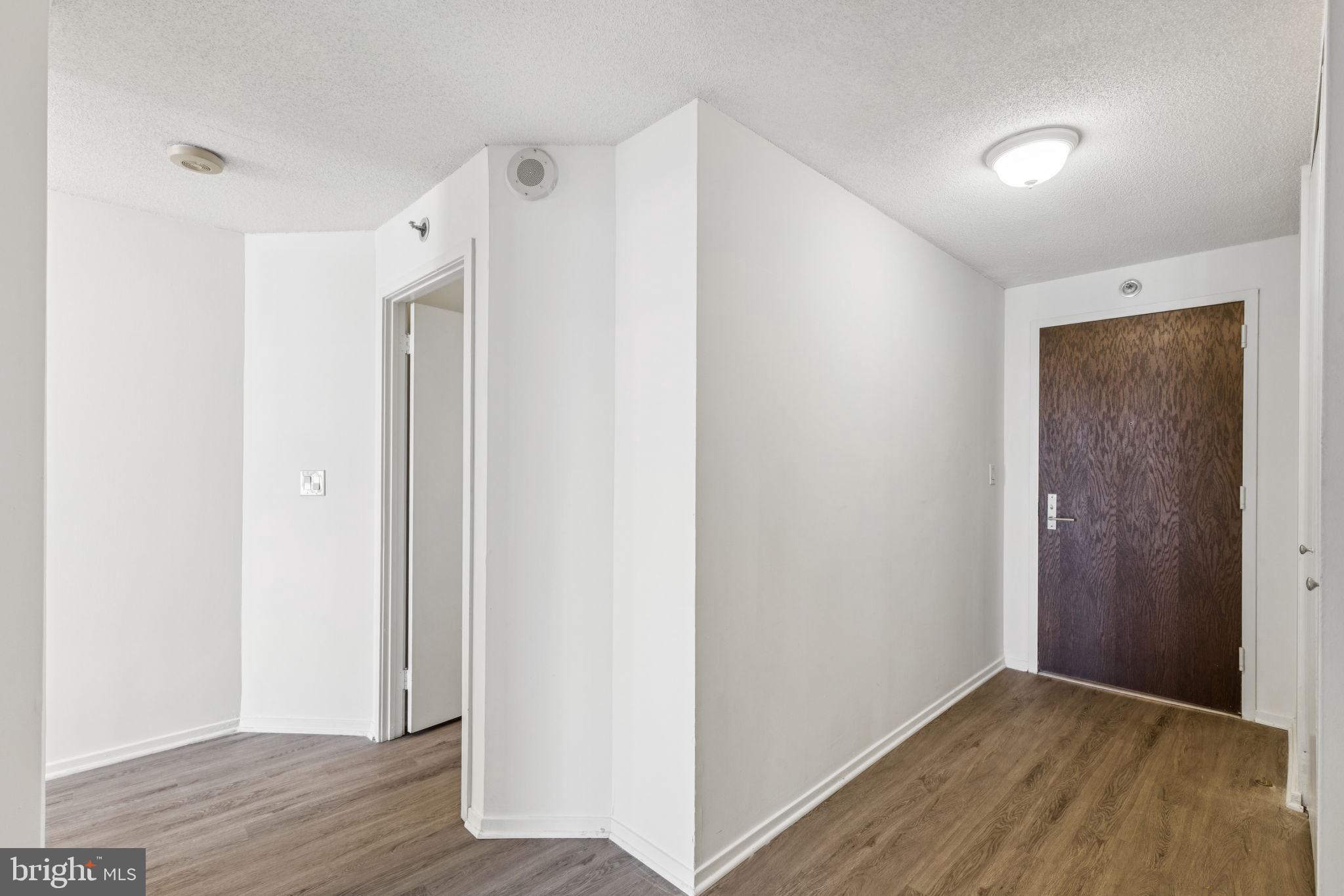 2020 Walnut Street, Unit 21B Philadelphia, PA 19103 - Photo 2 of 30