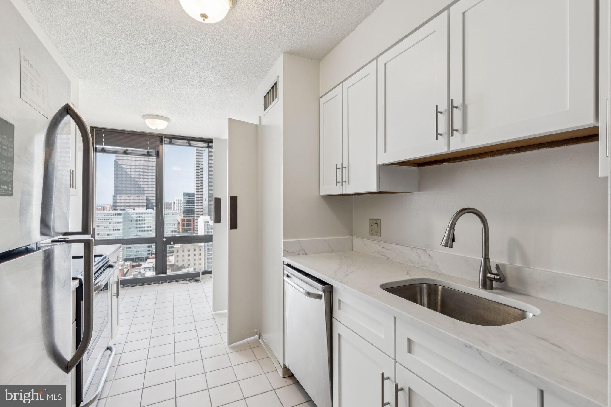 2020 Walnut Street, Unit 21B Philadelphia, PA 19103 - Photo 8 of 30
