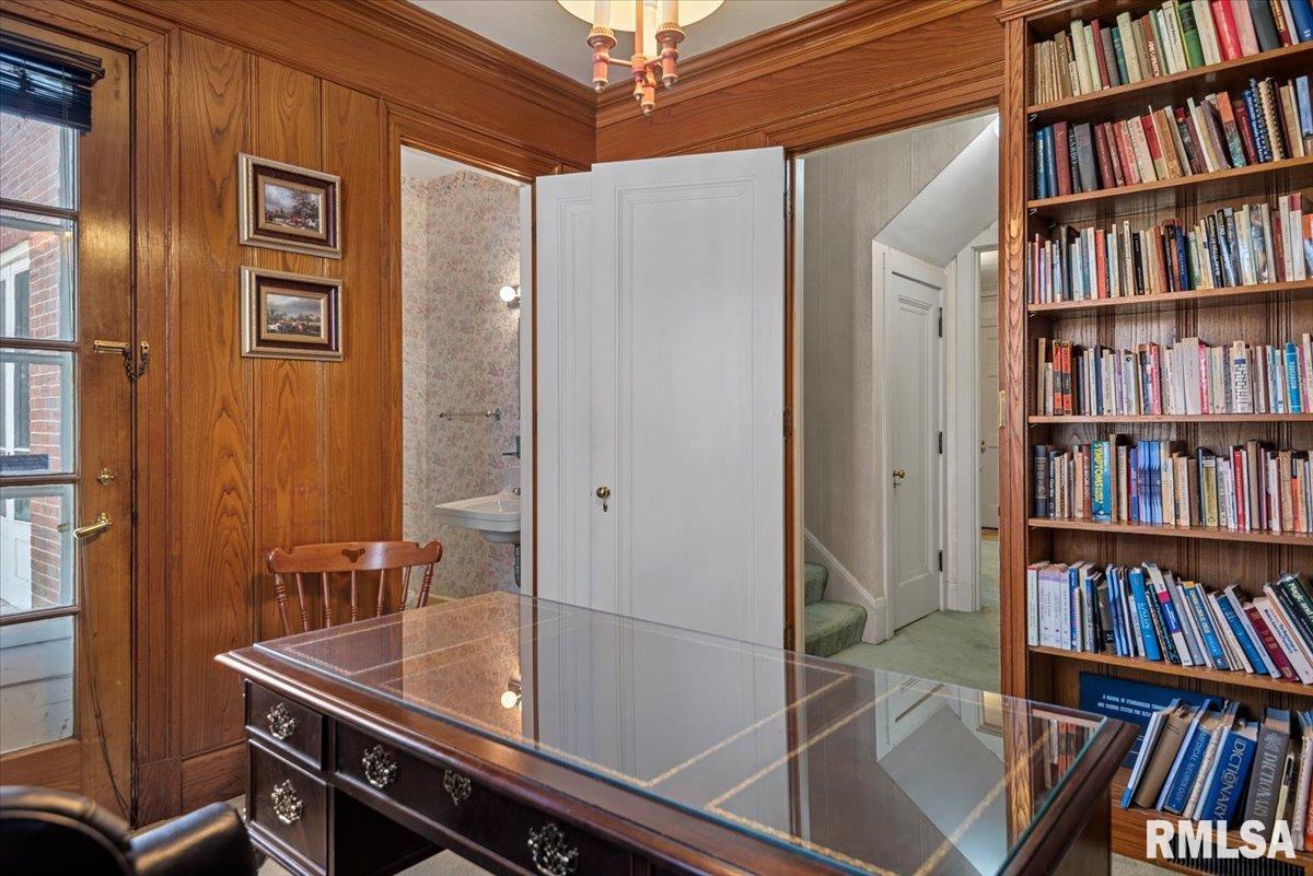 2136 South Illini Road Springfield, IL 62704 - Photo 22 of 80