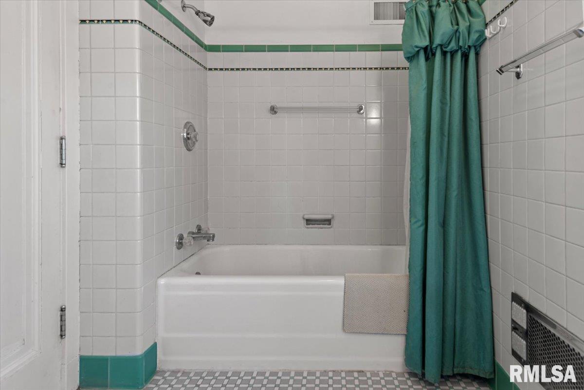 2136 South Illini Road Springfield, IL 62704 - Photo 32 of 80