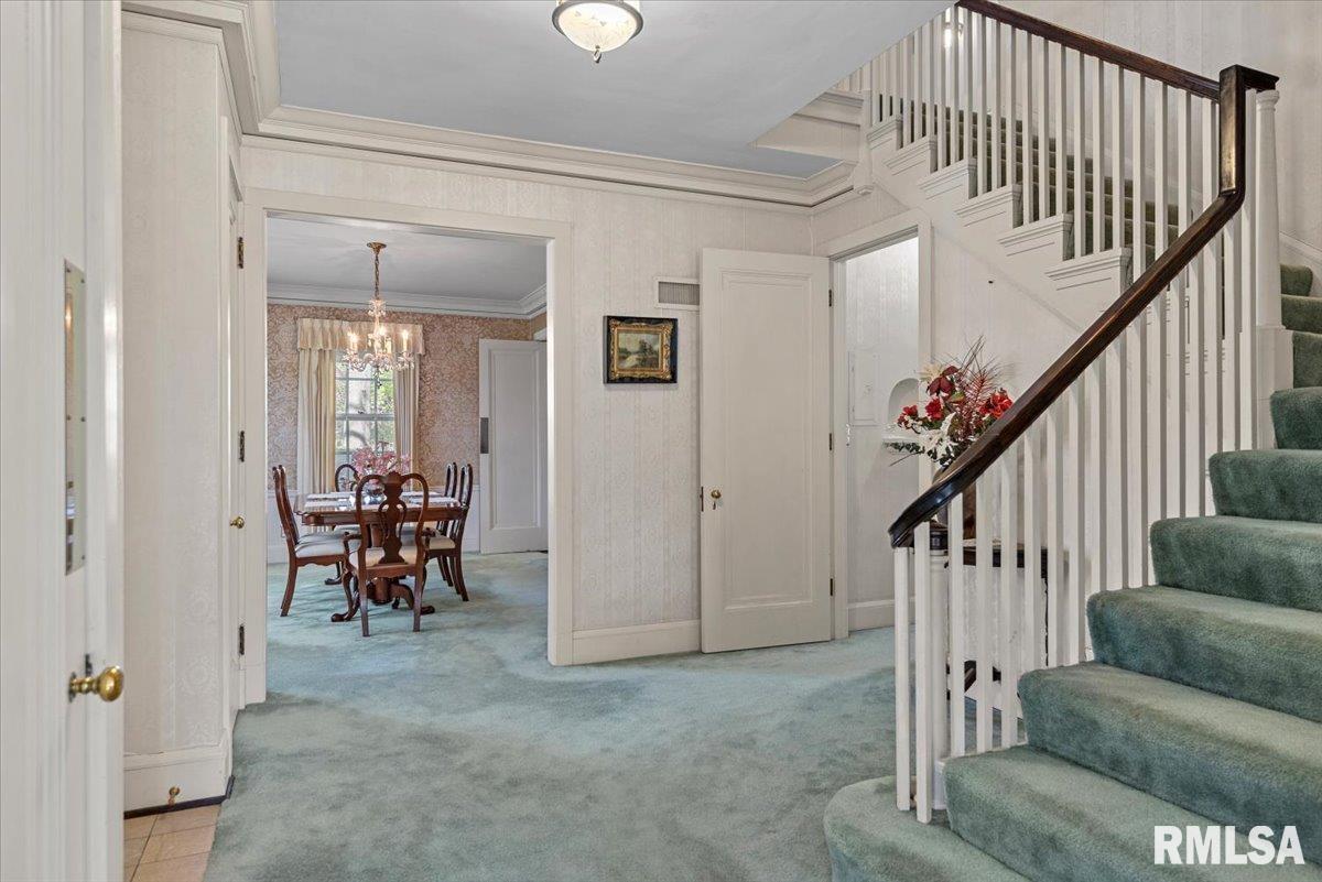 2136 South Illini Road Springfield, IL 62704 - Photo 5 of 80