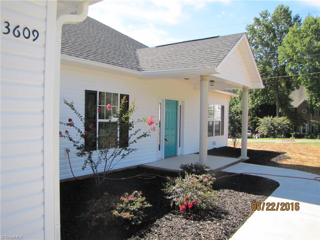 3609 Ruby Road Winston-Salem, NC 27106 - Photo 2 of 27 No Stairs. One level living at it's finest.