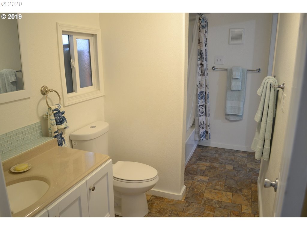 5 Mill Street, Unit A18 Ridgefield, WA 98642 - Photo 11 of 11 Gallery Image 11