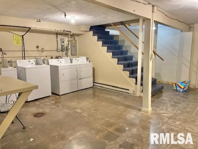 $96,000 | 940 17th Street, Unit 4, Moline, IL 61265