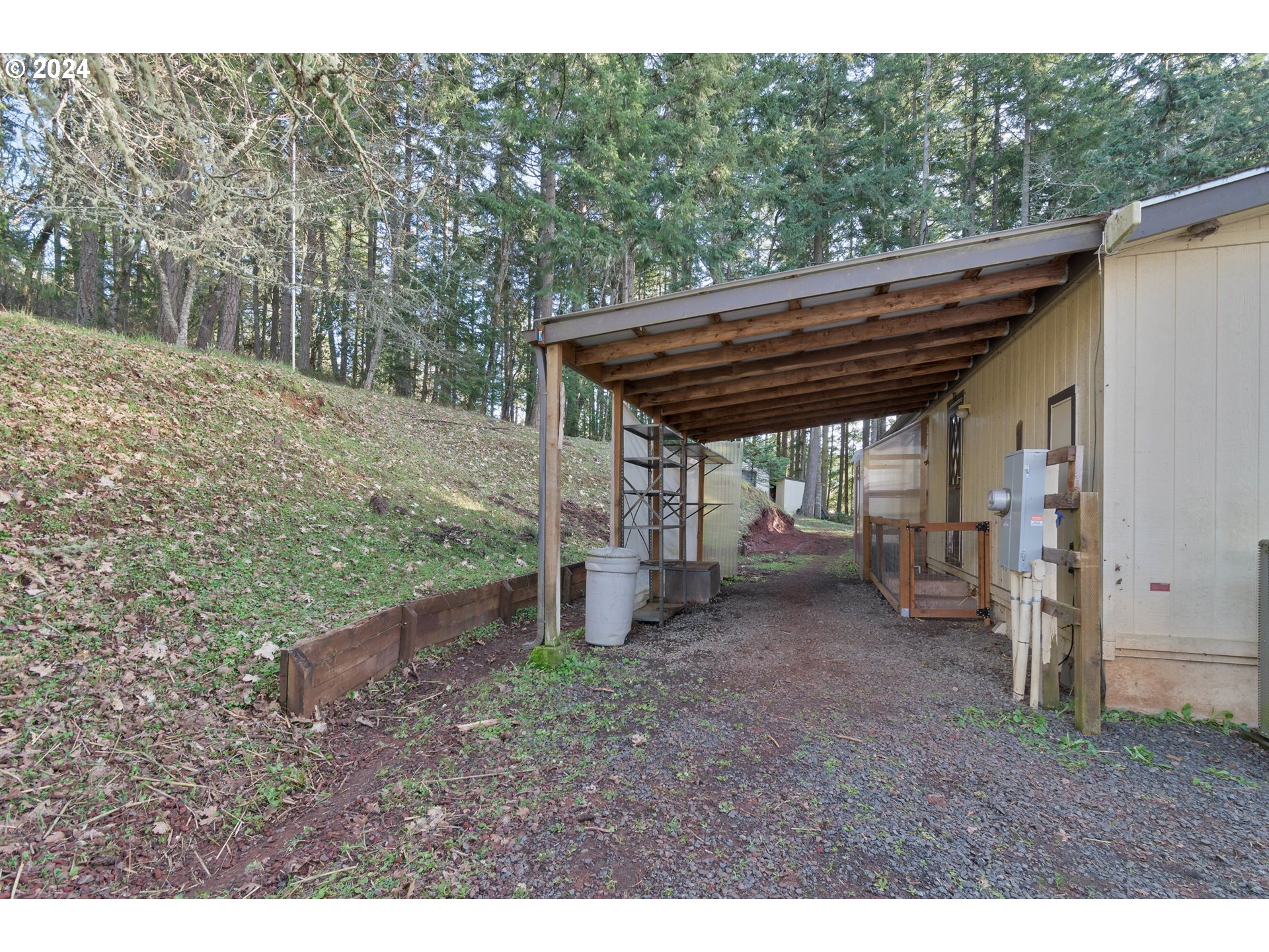 84567 Laughlin Road Eugene, OR 97405 - Photo 21 of 31 Gallery Image 21