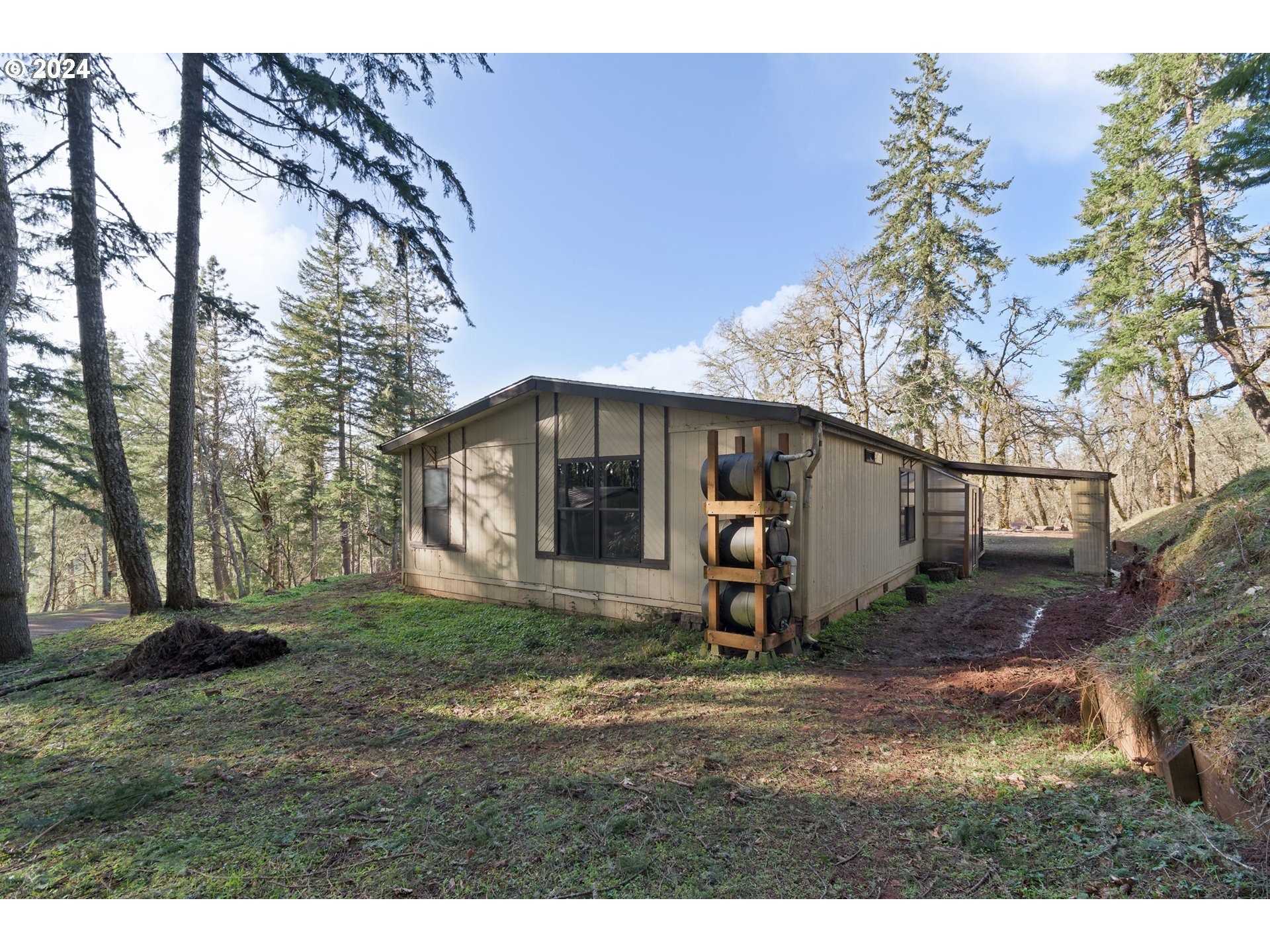 84567 Laughlin Road Eugene, OR 97405 - Photo 22 of 31 Gallery Image 22