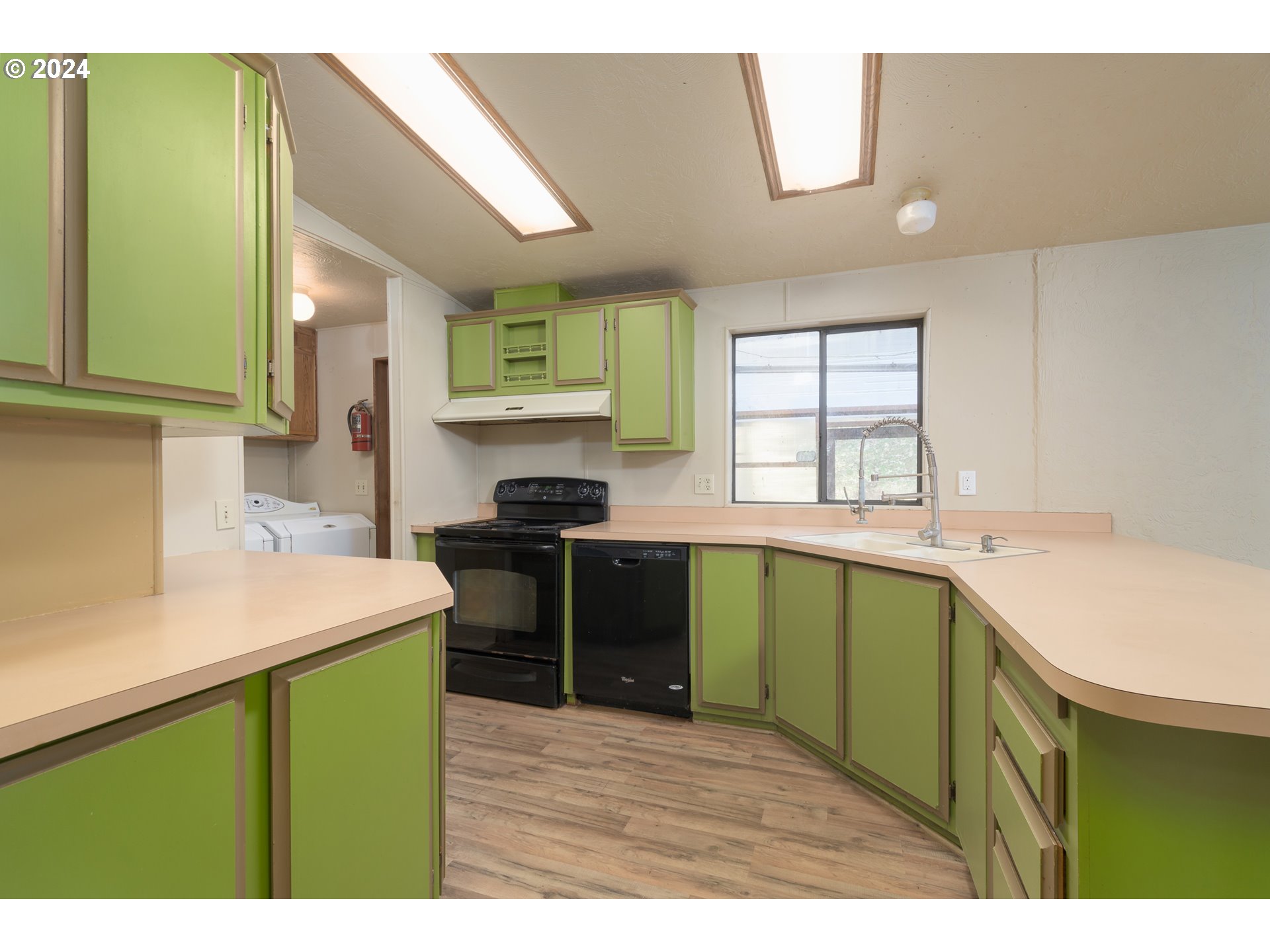 84567 Laughlin Road Eugene, OR 97405 - Photo 10 of 31 Gallery Image 10