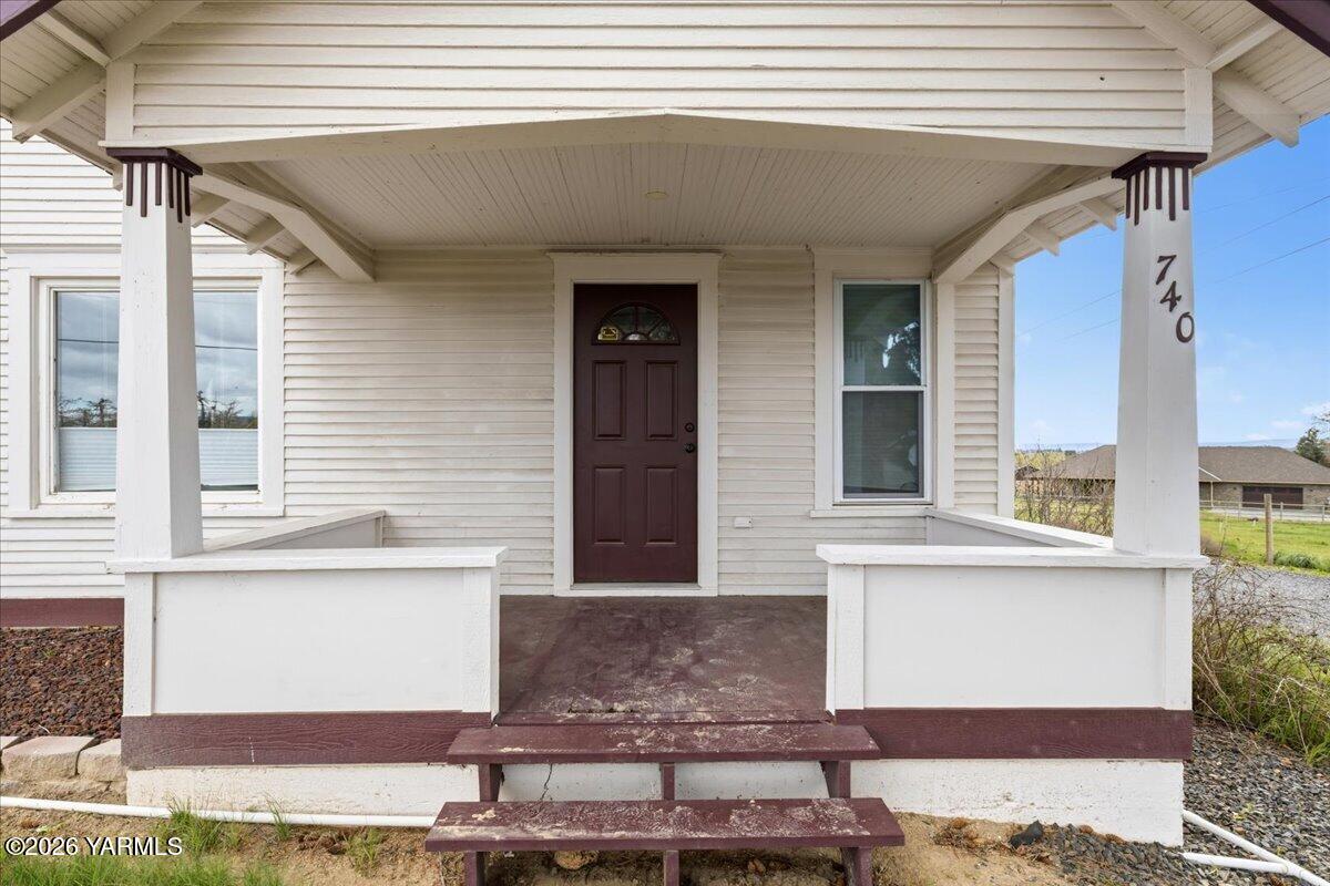 740 Mapleway Road Selah, WA 98942 - Photo 26 of 40 27-IMGL9014