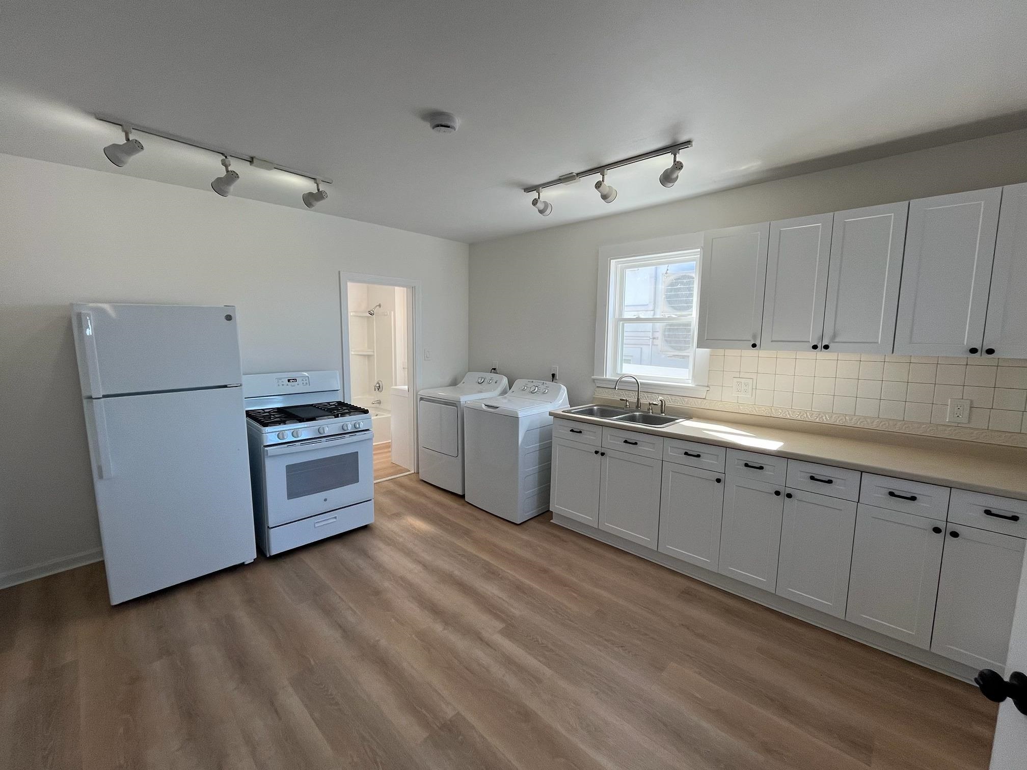 531 Ocean Boulevard Hampton, NH 03842 - Photo 6 of 26