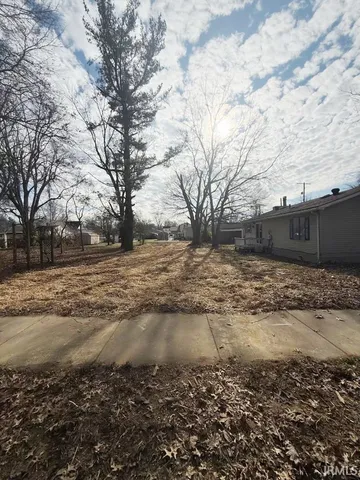 $180,000 | 604-642 Elm Street, Rockport, IN 47635