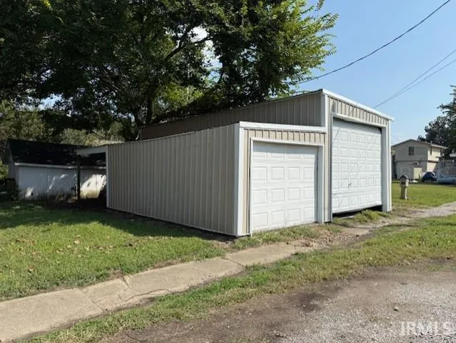 $180,000 | 604-642 Elm Street, Rockport, IN 47635