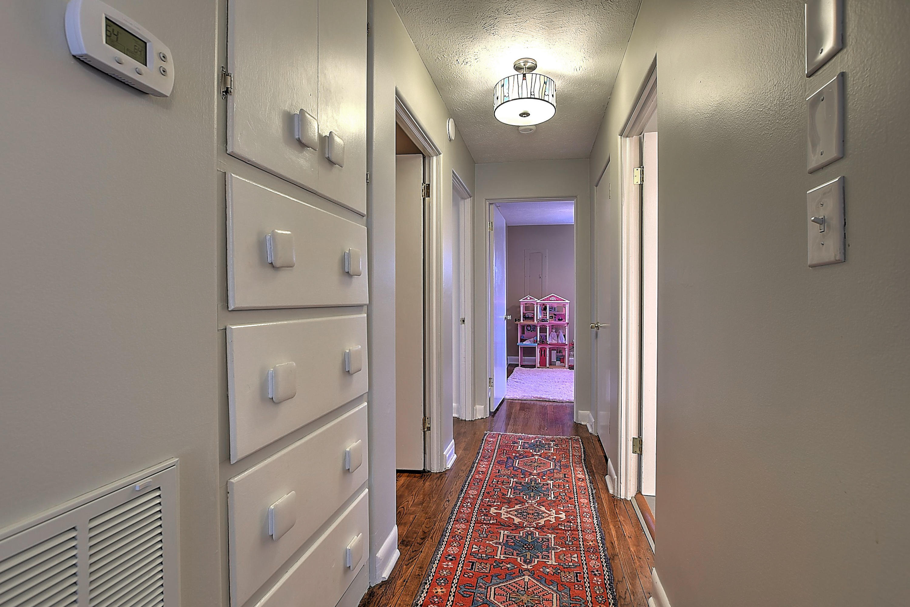 405 Robin Road Bristol, TN 37620 - Photo 15 of 30 built ins bring vintage charm
