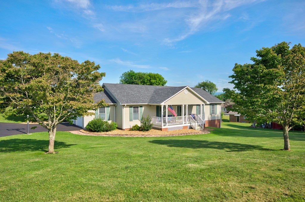 117 Pine Avenue Rural Retreat, VA 24368 - Photo 3 of 81 Gallery Image 3
