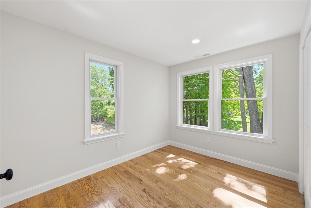 24 Nashua Road, Unit 1 Pepperell, MA 01463 - Photo 16 of 28