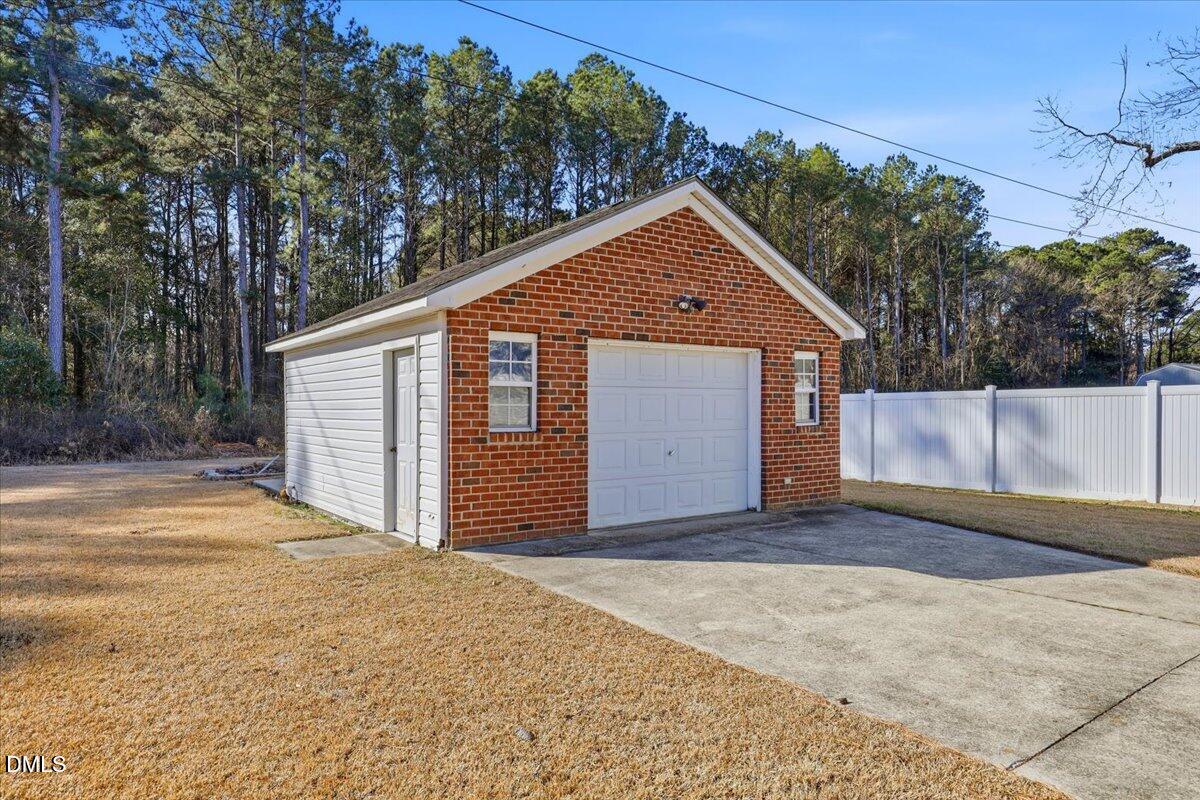 107 West Raintree Lane Goldsboro, NC 27534 - Photo 5 of 59 05-107 W Raintree Ln-5