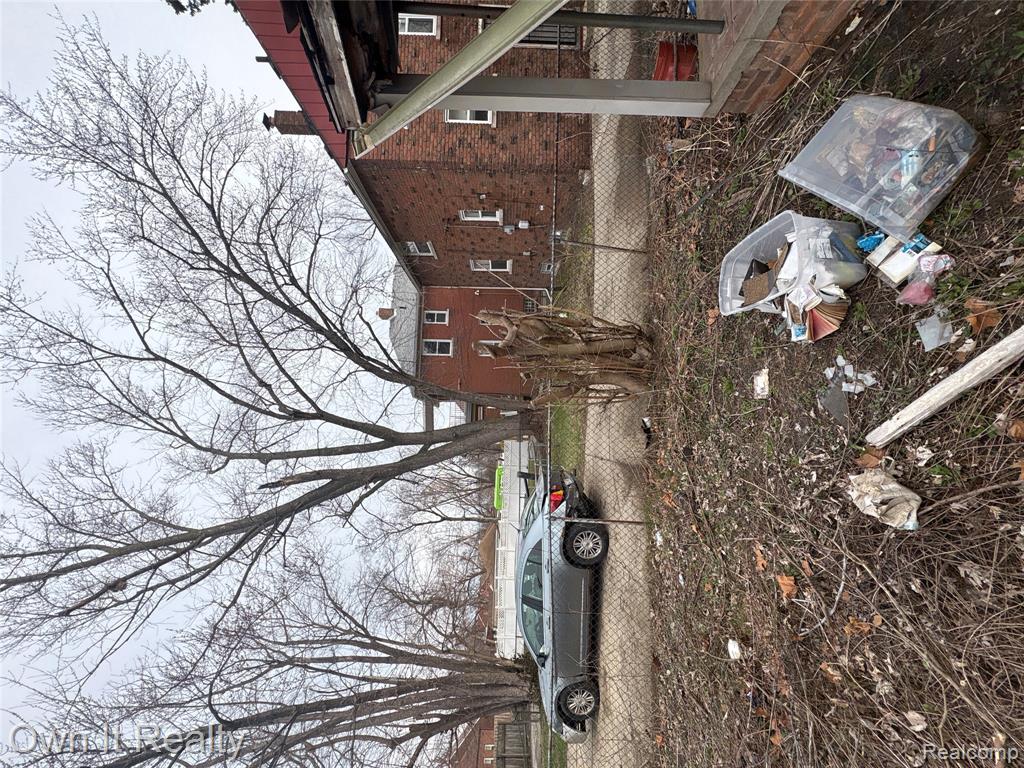 15343 Whitcomb Detroit, MI 48227 - Photo 15 of 48