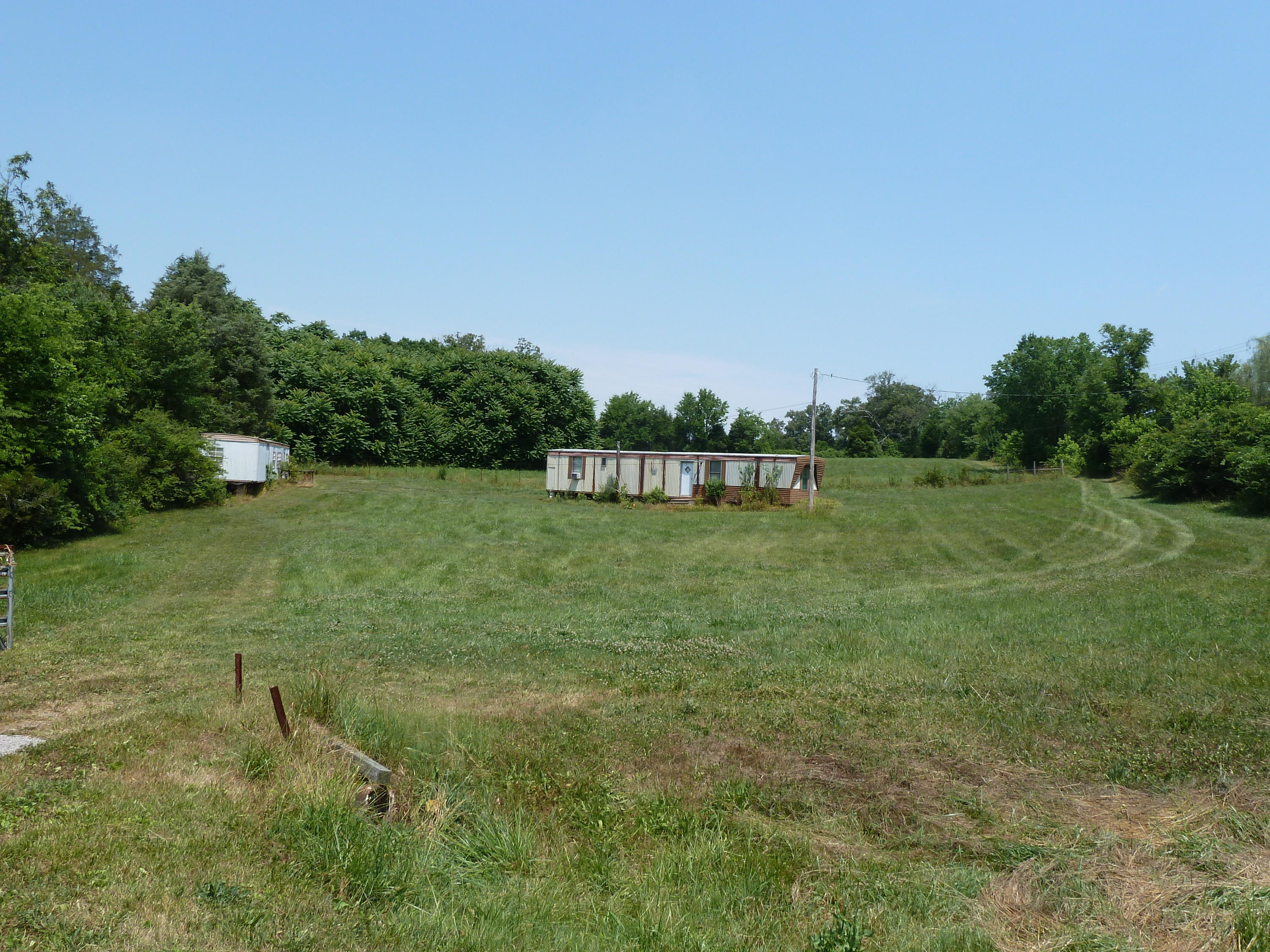 5103 Roberts Road Corryton, TN 37721 - Photo 7 of 16 amhRoberts Rd, 5103 6-14-11 090 (20)
