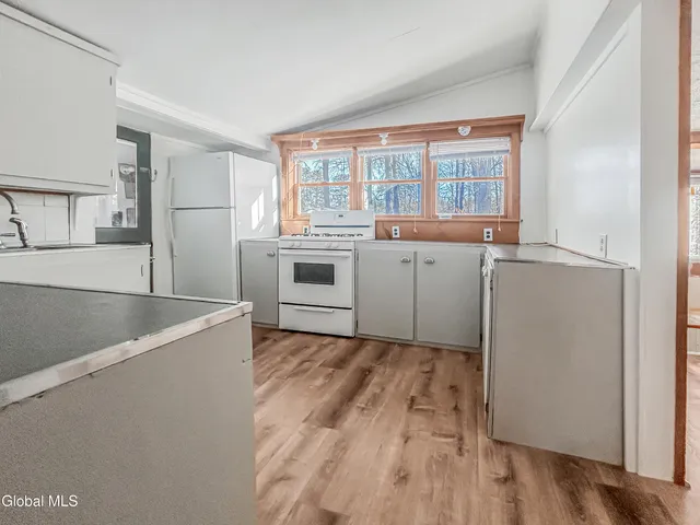 $1,750 | 196 Luzerne Road, Queensbury, NY 12804