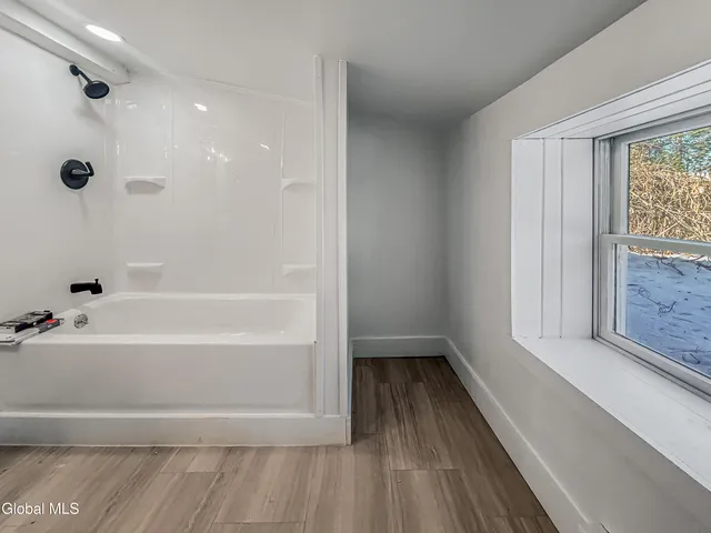 $1,750 | 196 Luzerne Road, Queensbury, NY 12804