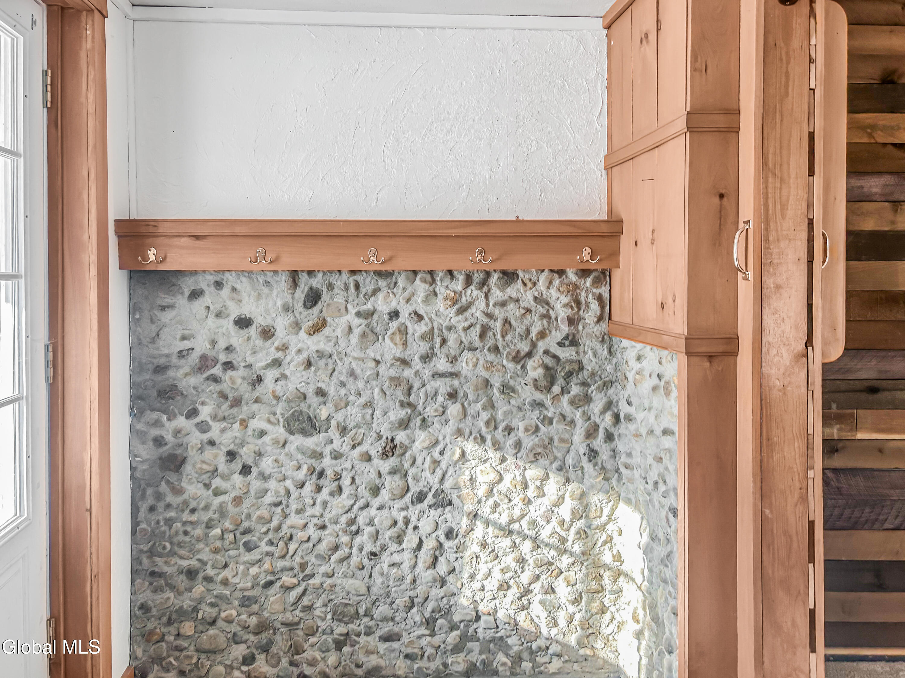 196 Luzerne Road Queensbury, NY 12804 - Photo 4 of 31 IMG_1664 - Copy (1)