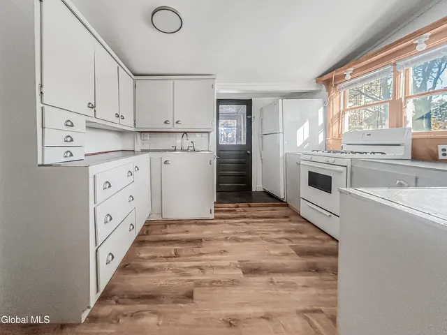 $1,750 | 196 Luzerne Road, Queensbury, NY 12804