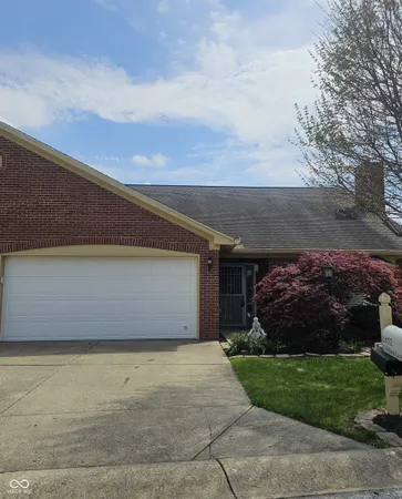 $230,000 | 6632 South Cobham Lane, Indianapolis, IN 46237