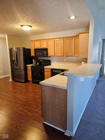 $230,000 | 6632 South Cobham Lane, Indianapolis, IN 46237