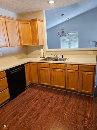 $230,000 | 6632 South Cobham Lane, Indianapolis, IN 46237
