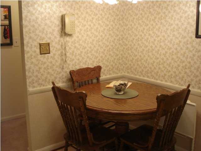 2300 Dundee Road, Unit 8 Louisville, KY 40205 - Photo 12 of 18 Additional Photo
