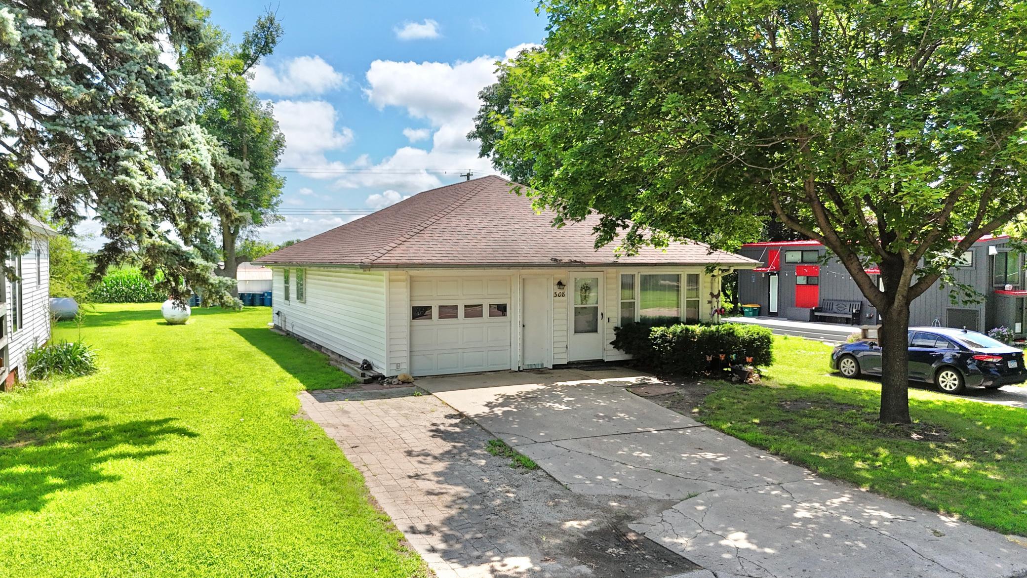 308 South Main Street Granada, MN 56039 - Photo 2 of 16