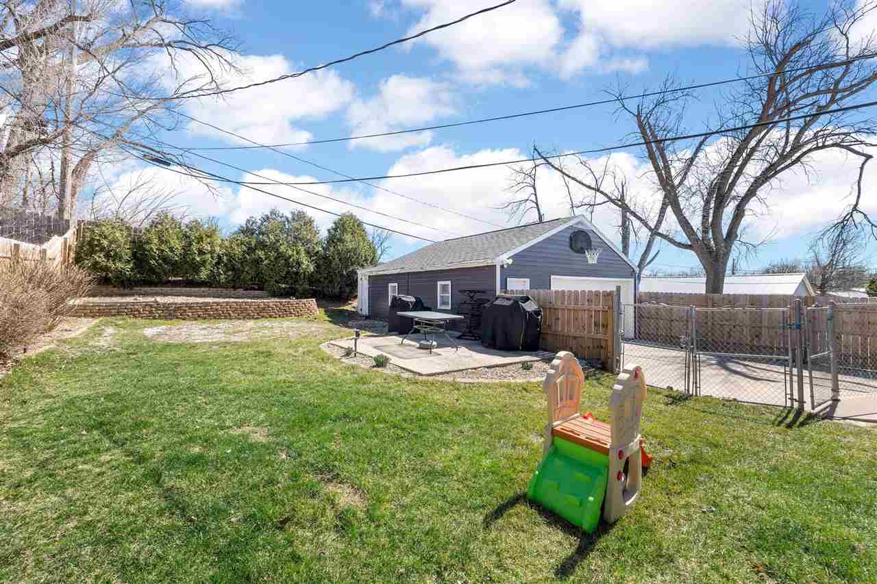 813 Cheyenne Road Northwest Cedar Rapids, IA 52405 - Photo 22 of 28 Gallery Image 22