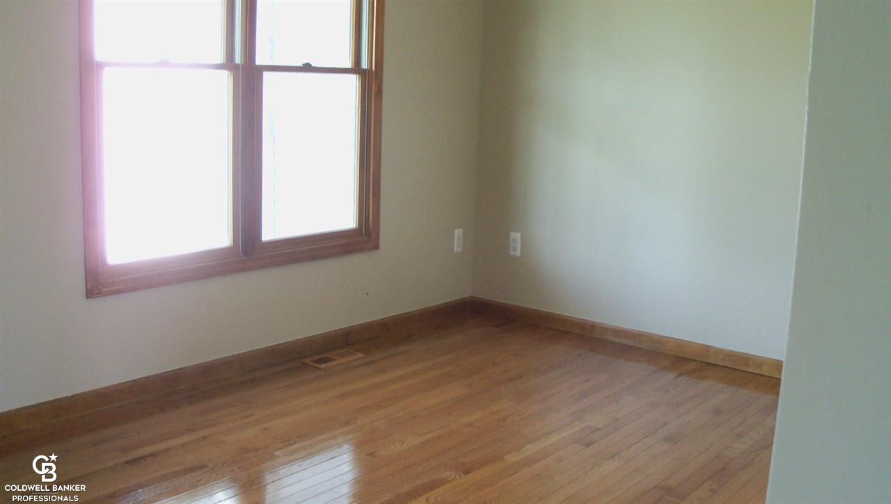 9141 Division Road Casco, MI 48064 - Photo 12 of 32 Gallery Image 12