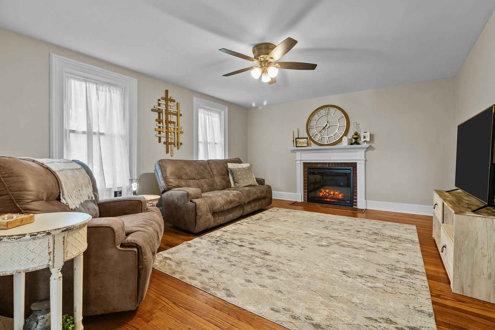 10951 Nichols Road Hebron, IL 60034 - Photo 5 of 27